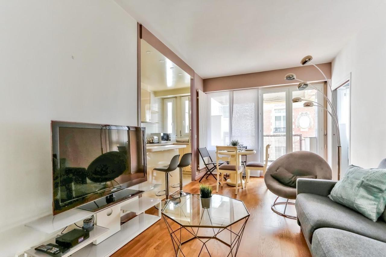 Appartement Quartier Arc De Triomphe Free Netflix Paris Luaran gambar